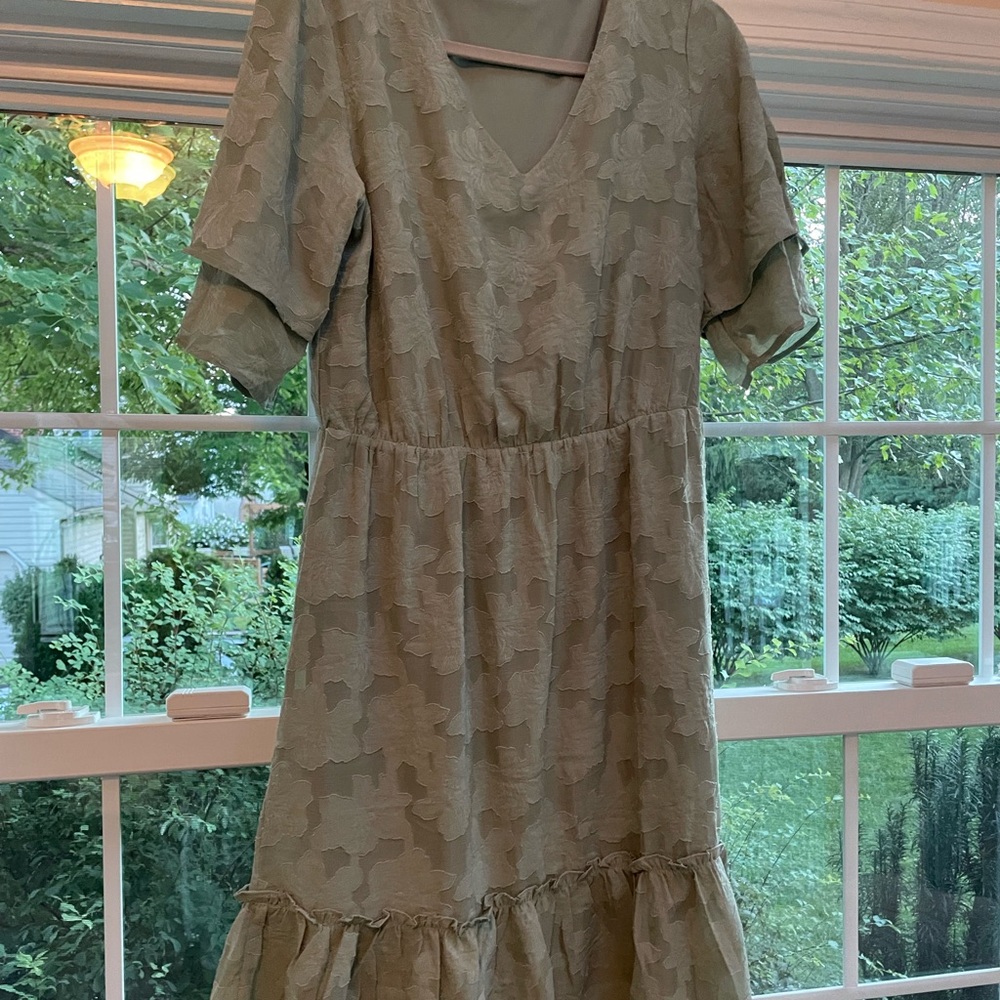 Sage Textured Midi Dress